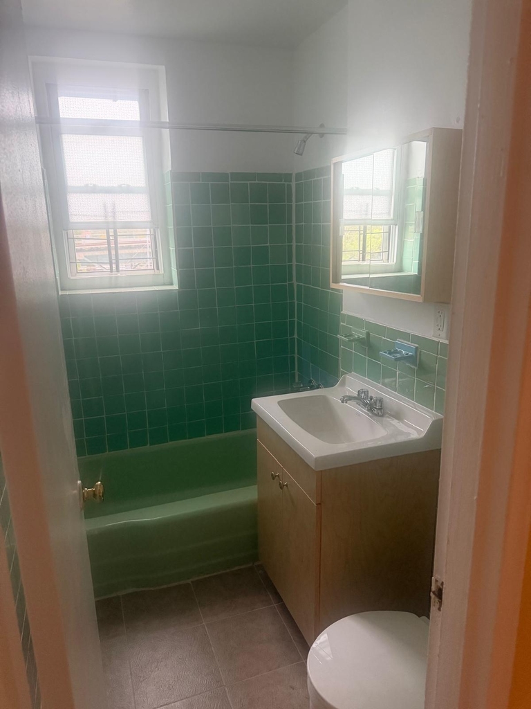 114 Street - Photo 1