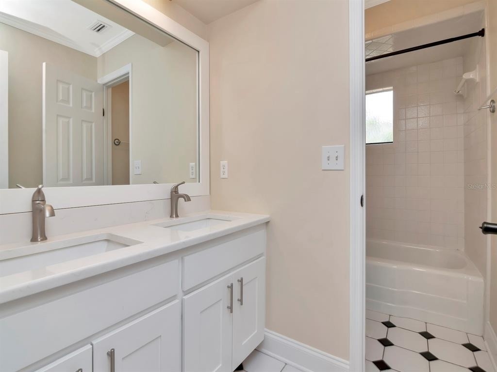 165 Baltic Circle - Photo 41