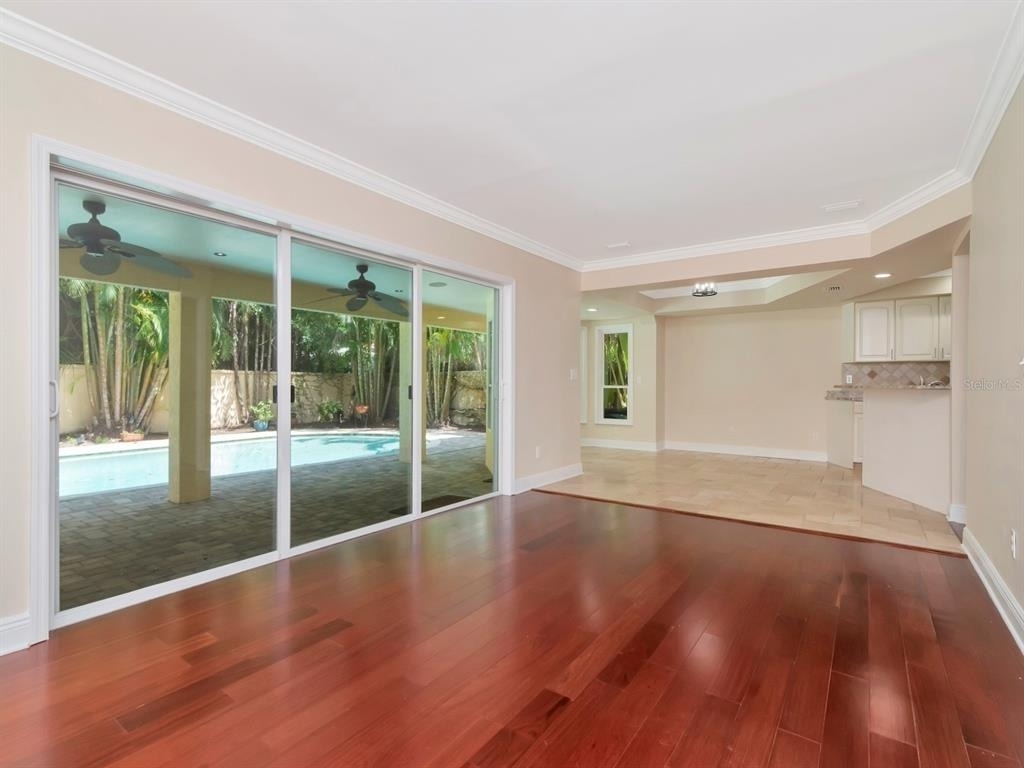 165 Baltic Circle - Photo 16