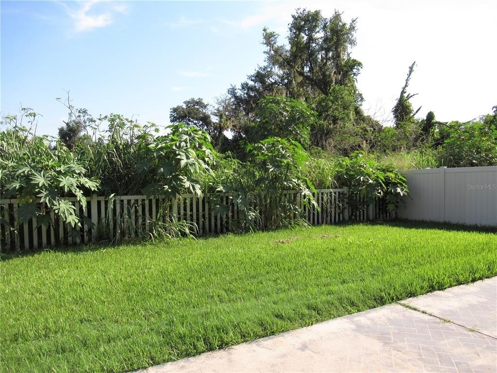 10120 Rose Petal Place - Photo 31
