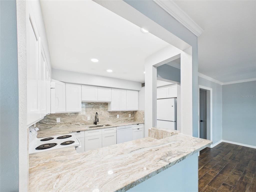 2415 W Jetton Avenue - Photo 8