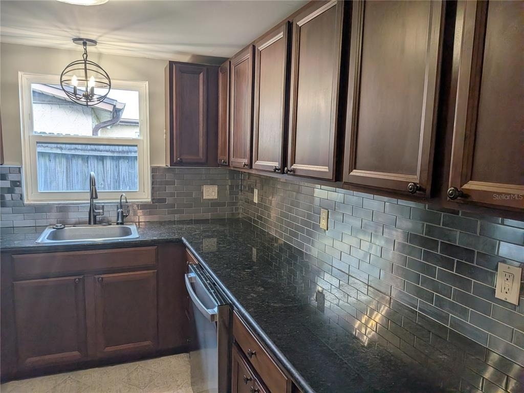 5637 Chipper Drive - Photo 4
