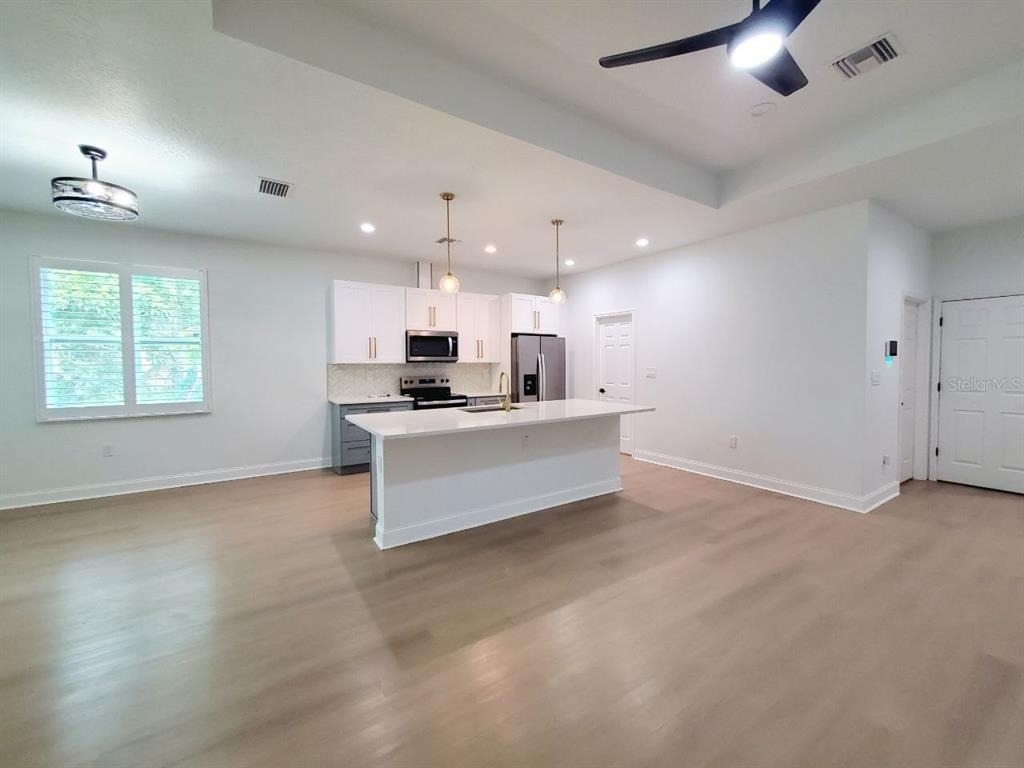 2616 E Cayuga Street - Photo 3