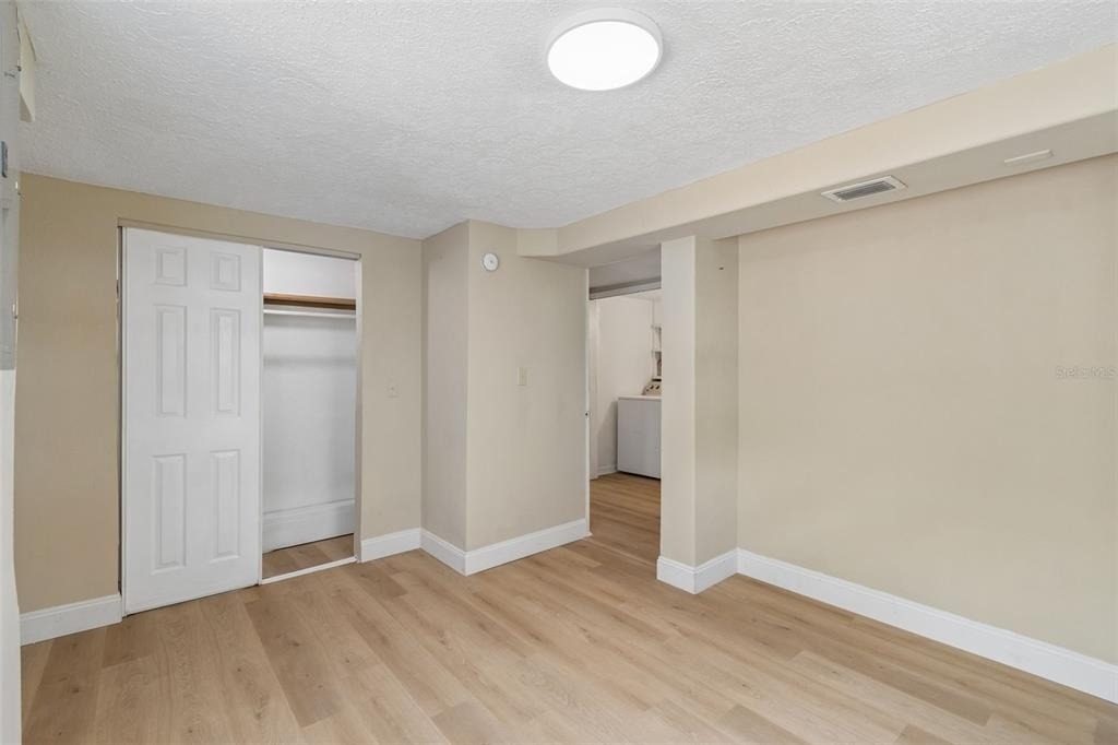 11945 Wanda Avenue - Photo 9