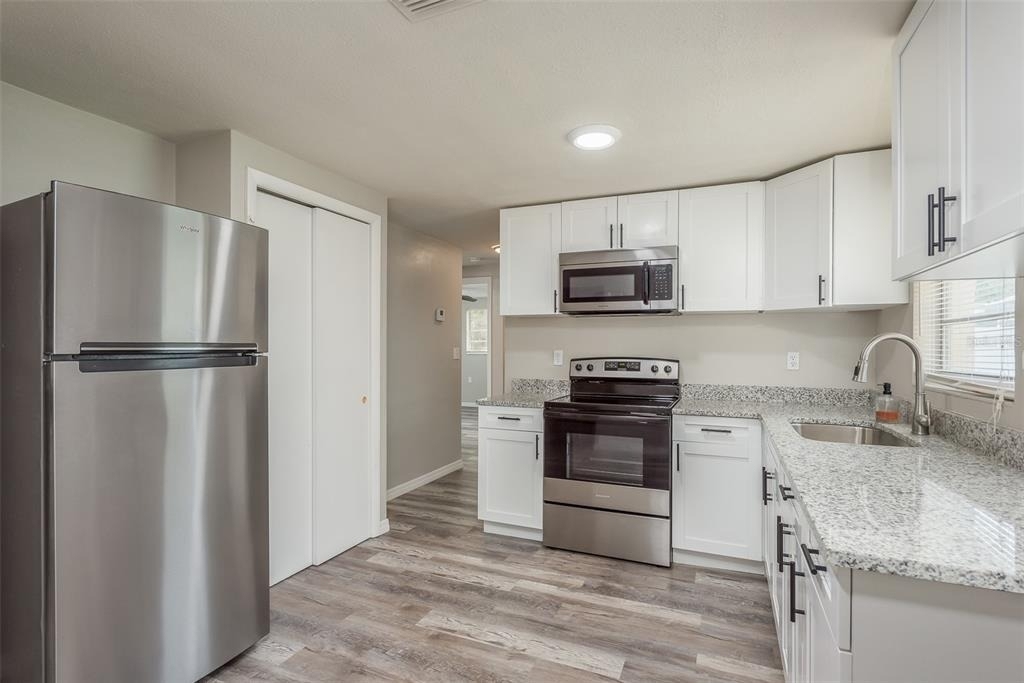 5646 Festivo Drive - Photo 8