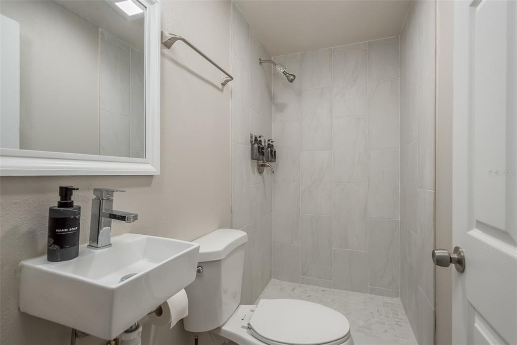 5646 Festivo Drive - Photo 14