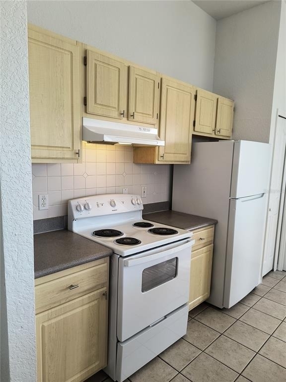 8904 Legacy Court - Photo 11