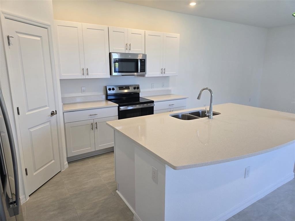 1393 Anchor Bend Way - Photo 2