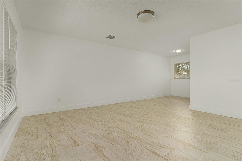 810 Oregon Avenue - Photo 5