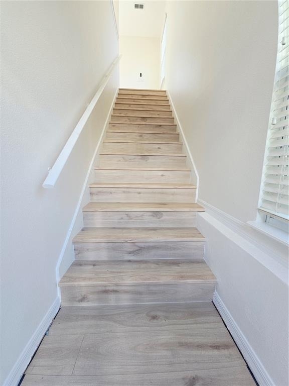 1106 Rush Court - Photo 2