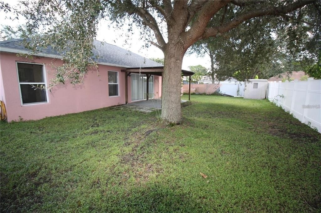 222 Churchill Court - Photo 16