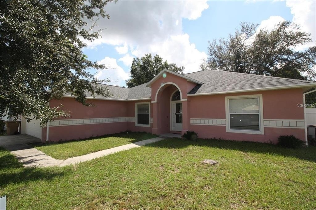 222 Churchill Court - Photo 0