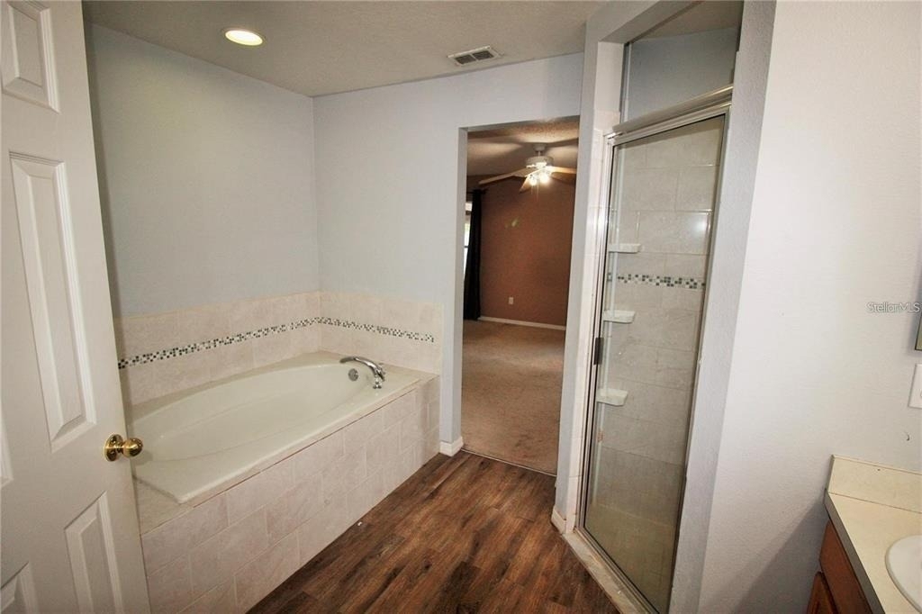 222 Churchill Court - Photo 12