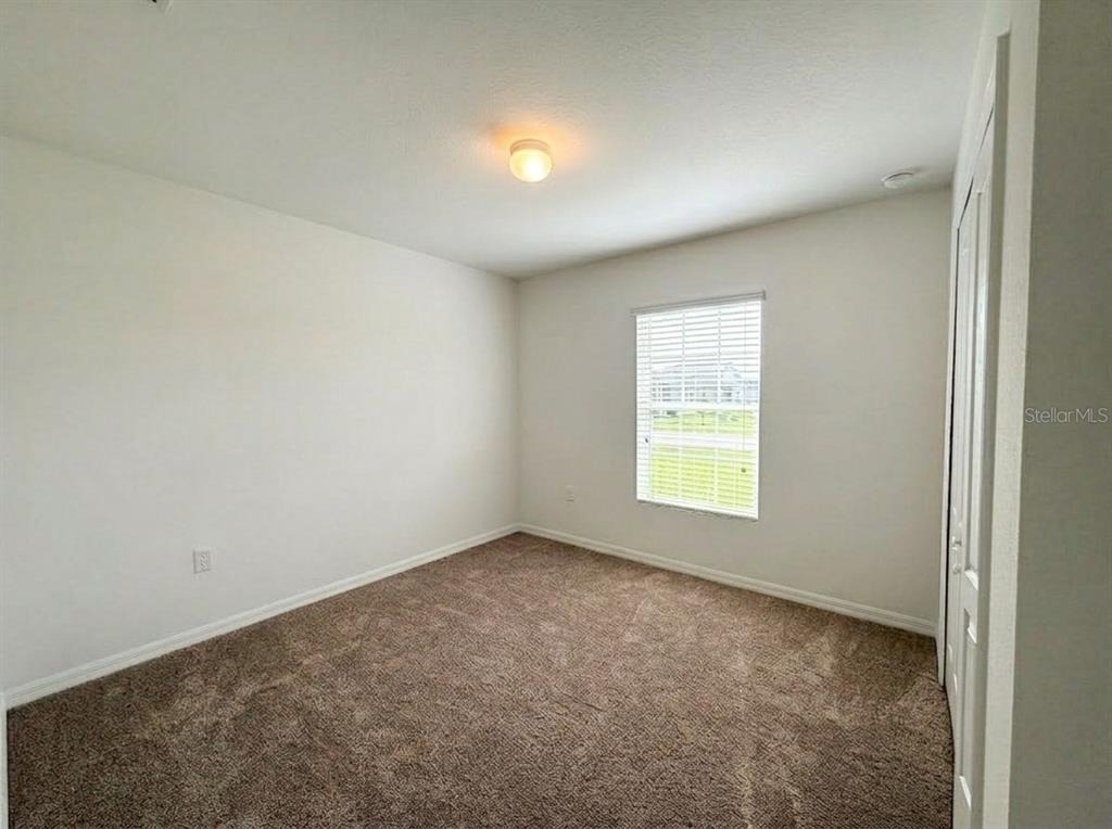 627 W Carey Lane - Photo 11