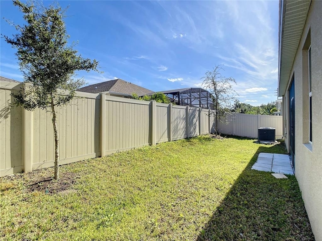 1851 Dumbleton Place - Photo 14