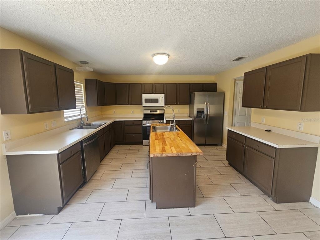 427 Samuel Street - Photo 10
