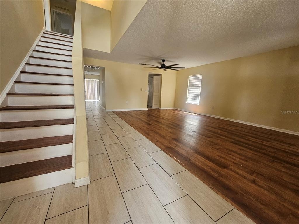 427 Samuel Street - Photo 4