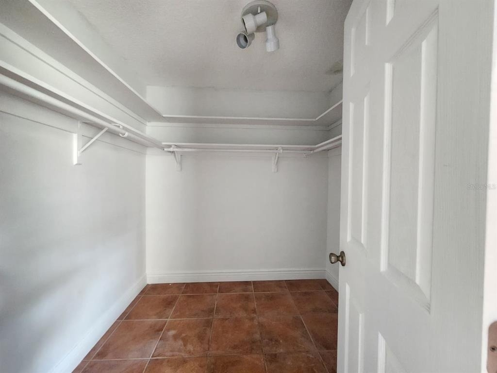 416 Banyon Tree Circle - Photo 9