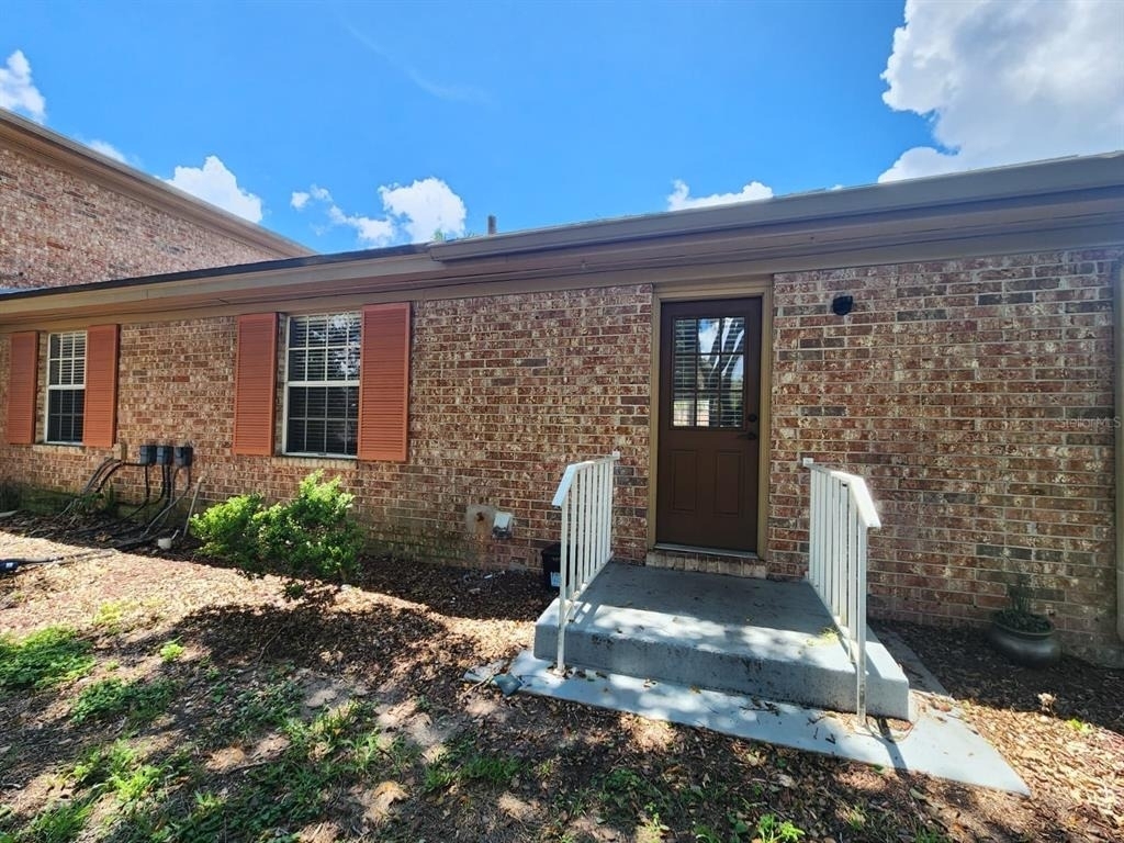 416 Banyon Tree Circle - Photo 2
