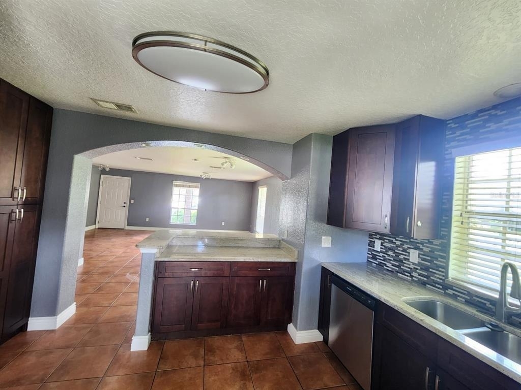 416 Banyon Tree Circle - Photo 6