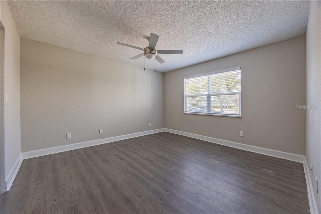 2540 Woodgate Boulevard - Photo 6