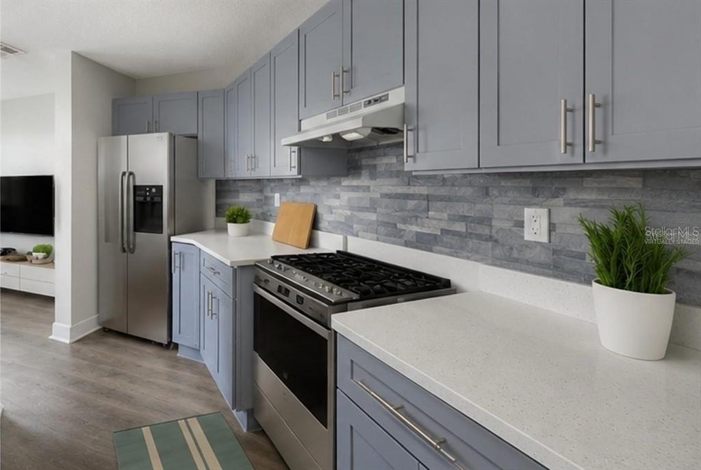 2540 Woodgate Boulevard - Photo 3
