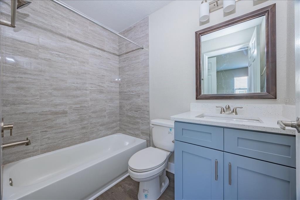 2540 Woodgate Boulevard - Photo 7