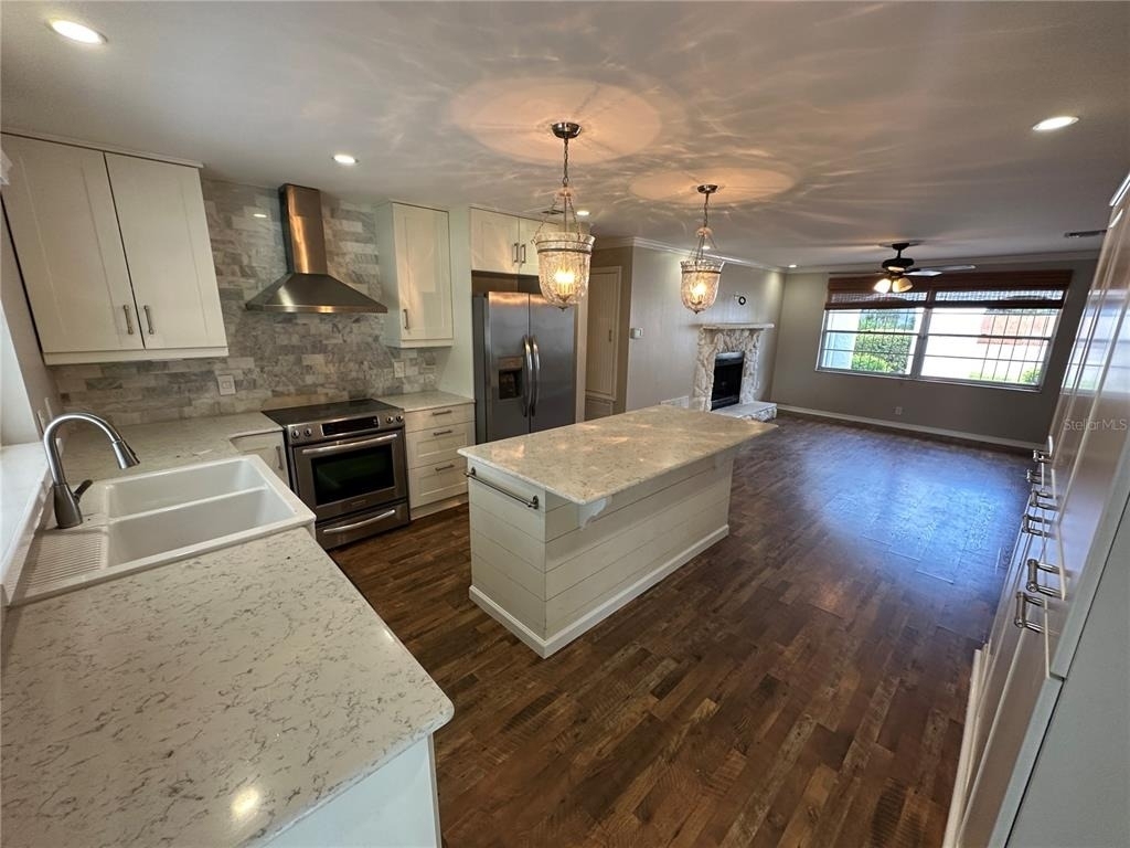 610 Iris Street - Photo 11