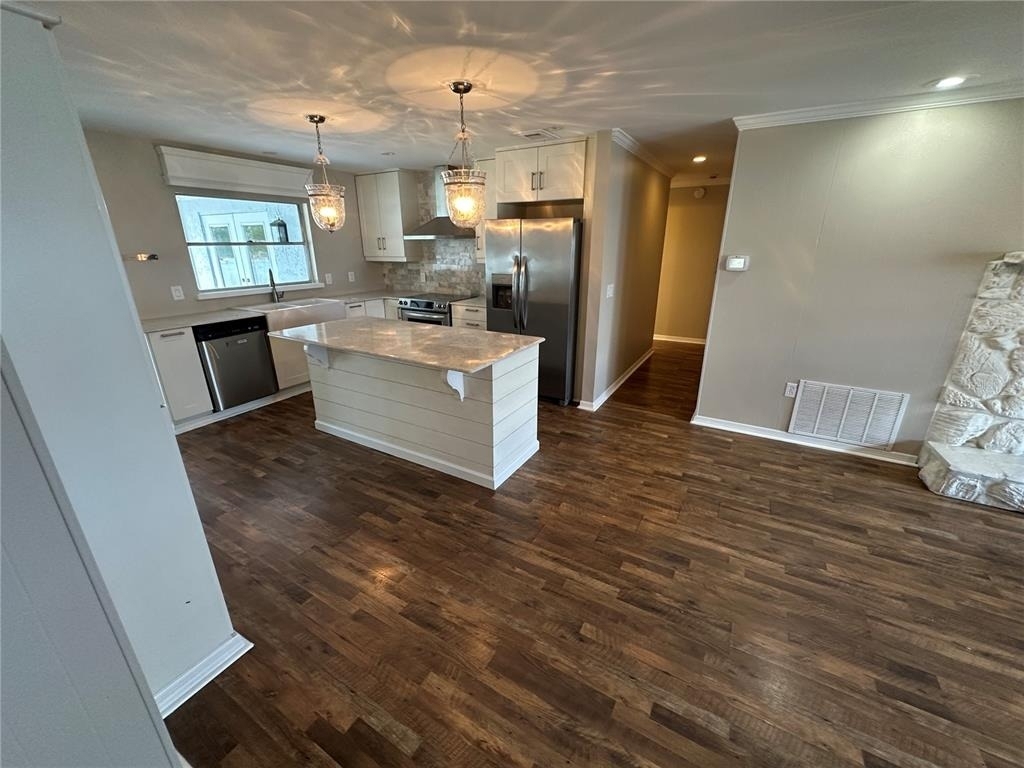 610 Iris Street - Photo 4