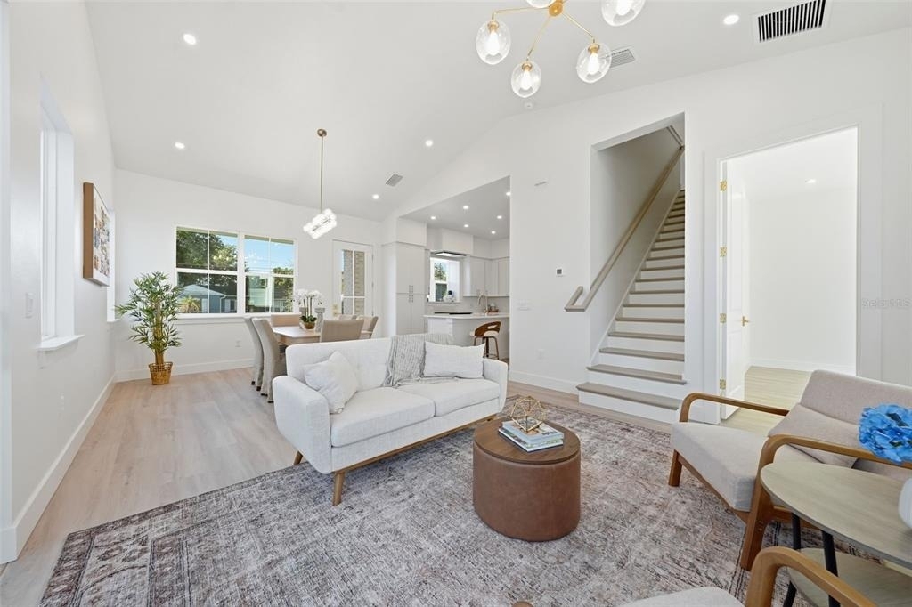 1605 Bryn Mawr Street - Photo 7