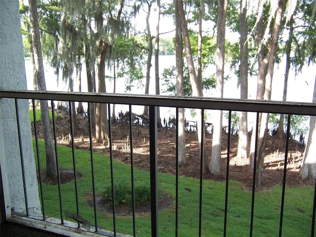 25204 Northlake Drive - Photo 1
