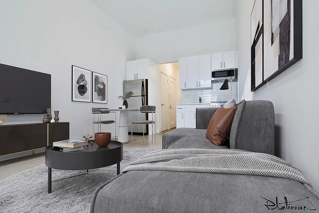 210 East 38th Street - Photo 2