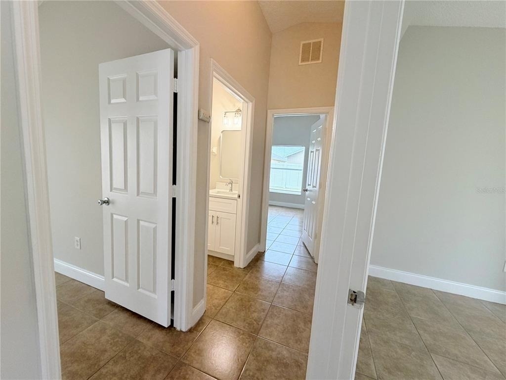 1828 Lacy Lane - Photo 8