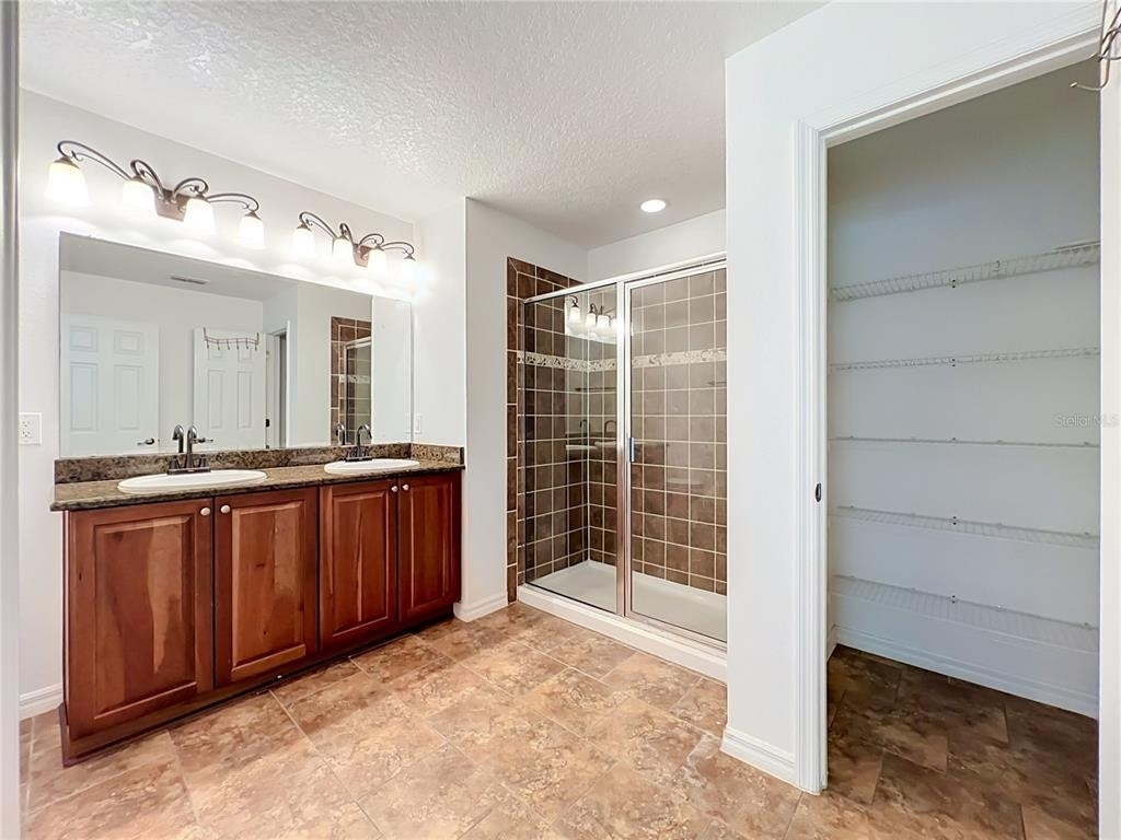 412 Penny Royal Place - Photo 43