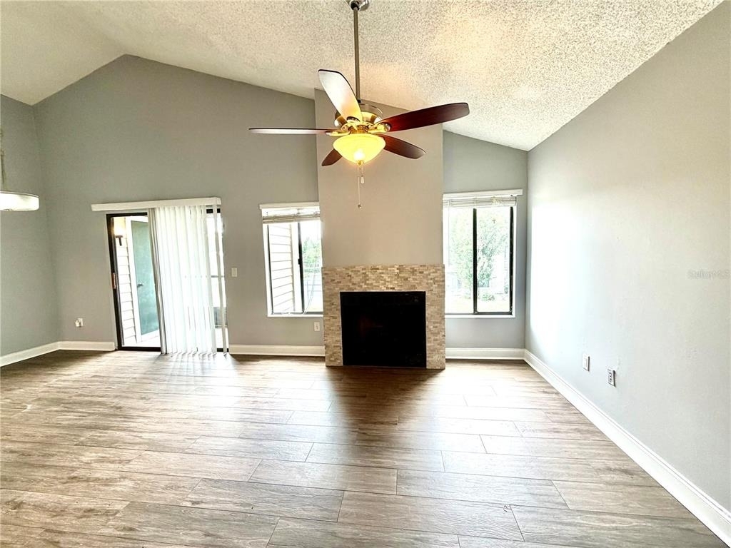 549 Sun Ridge Place - Photo 1