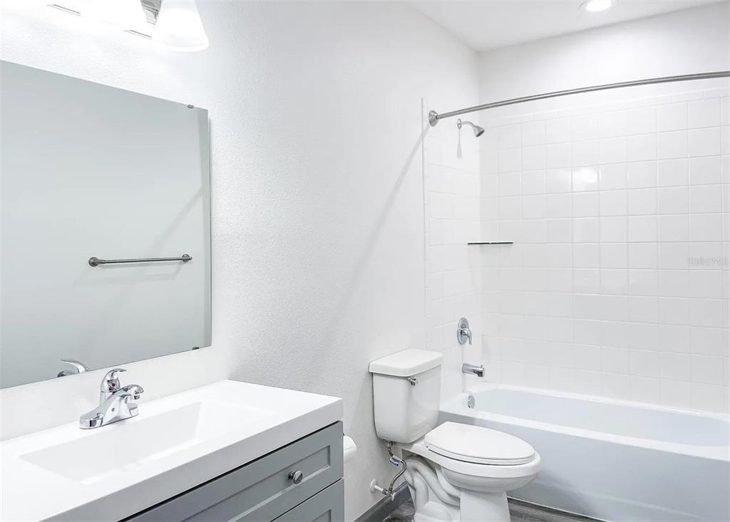 5230 Eggleston Avenue - Photo 5