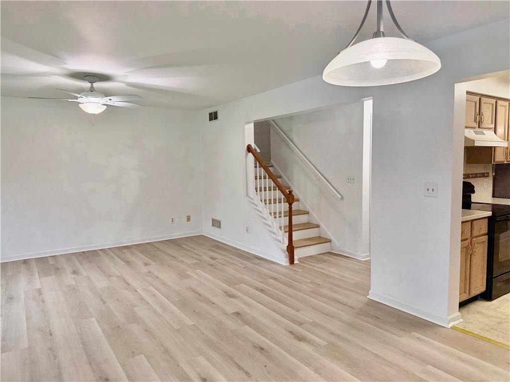 7813 Cross Creek Circle - Photo 8