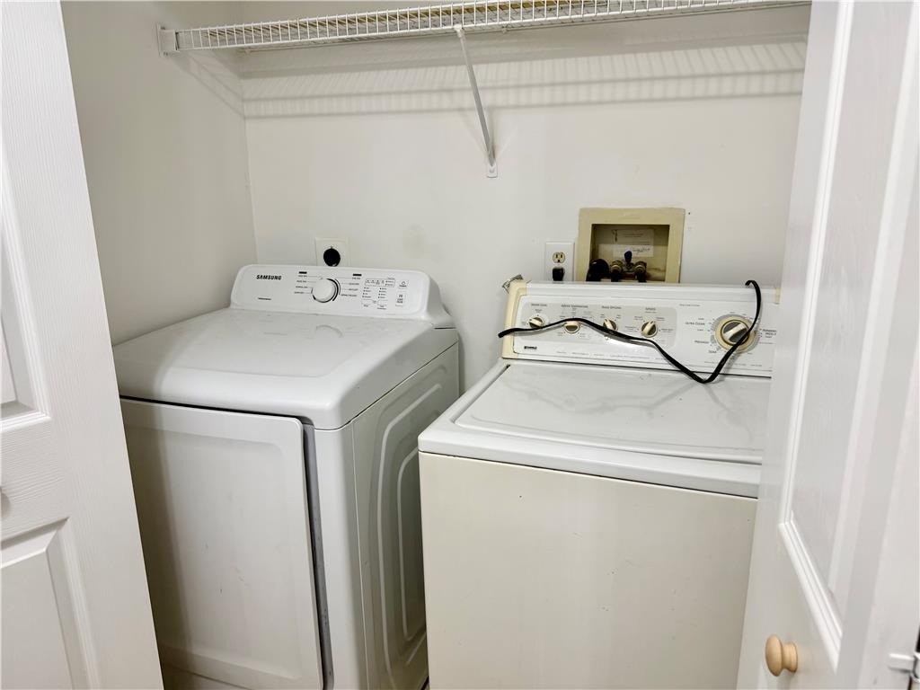 7813 Cross Creek Circle - Photo 14