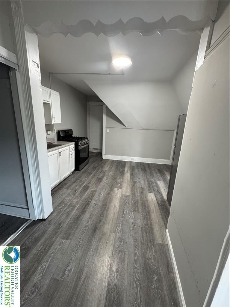 81 Dana Street - Photo 2