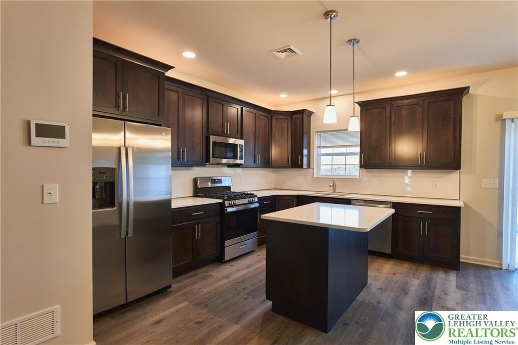 6639 Stein Way - Photo 6