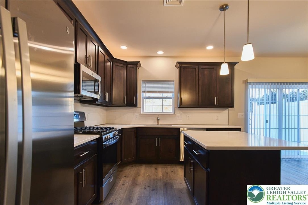 6639 Stein Way - Photo 5