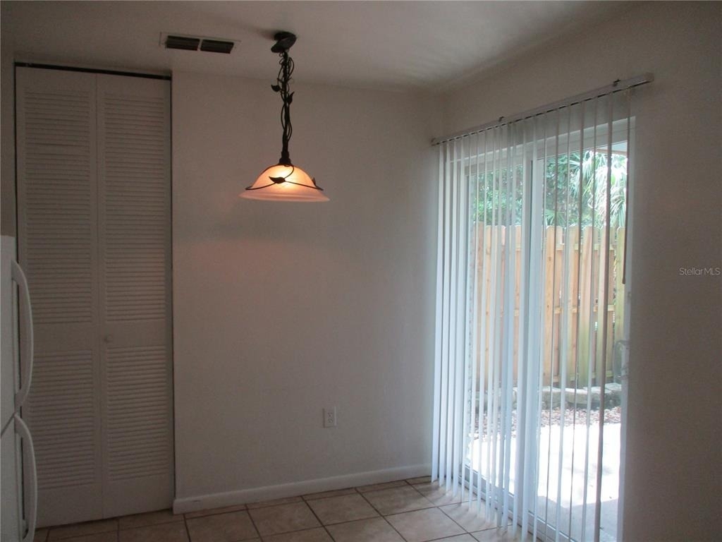 1048 Sw 6th Drive - Photo 6