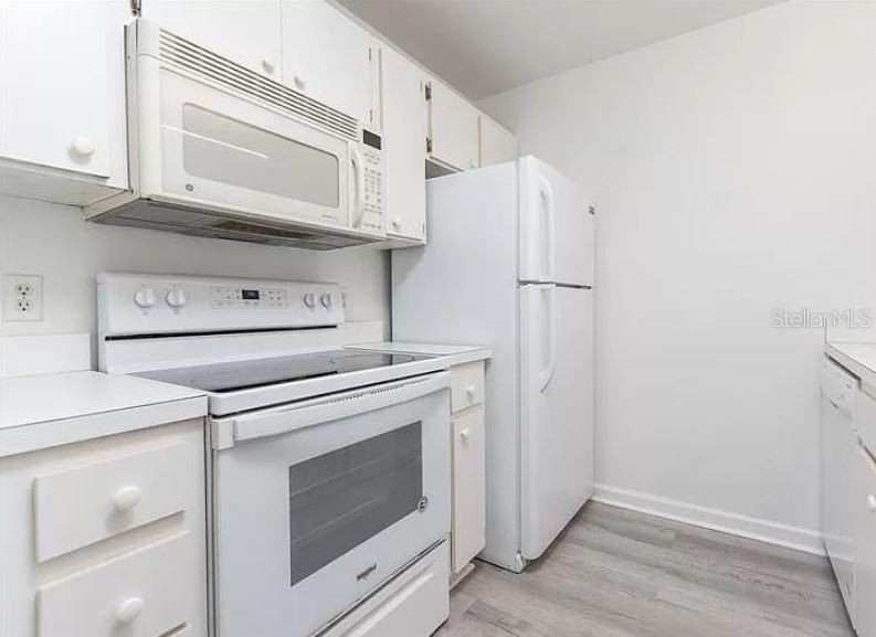3800 Sw 20th Avenue - Photo 4