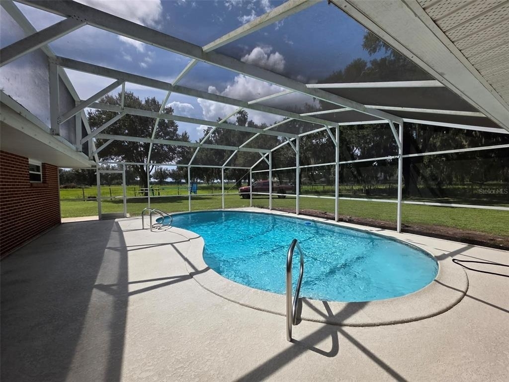 25601 Laylaine Drive - Photo 39