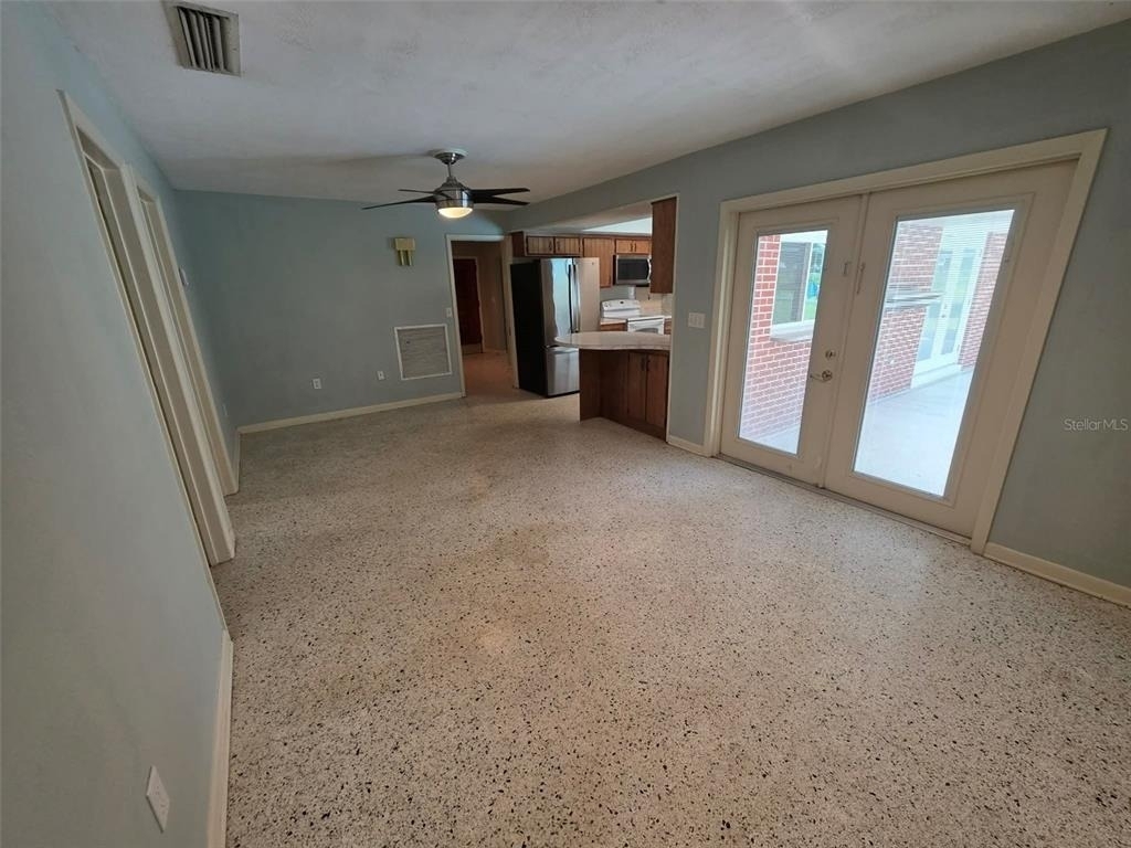25601 Laylaine Drive - Photo 26