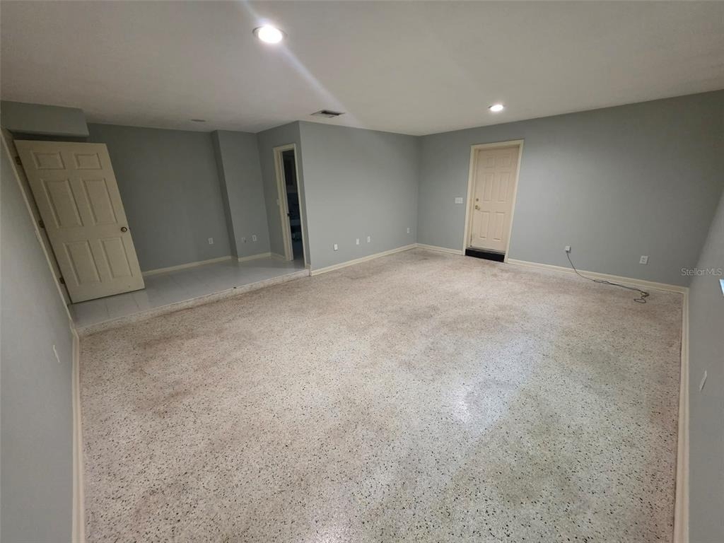 25601 Laylaine Drive - Photo 9