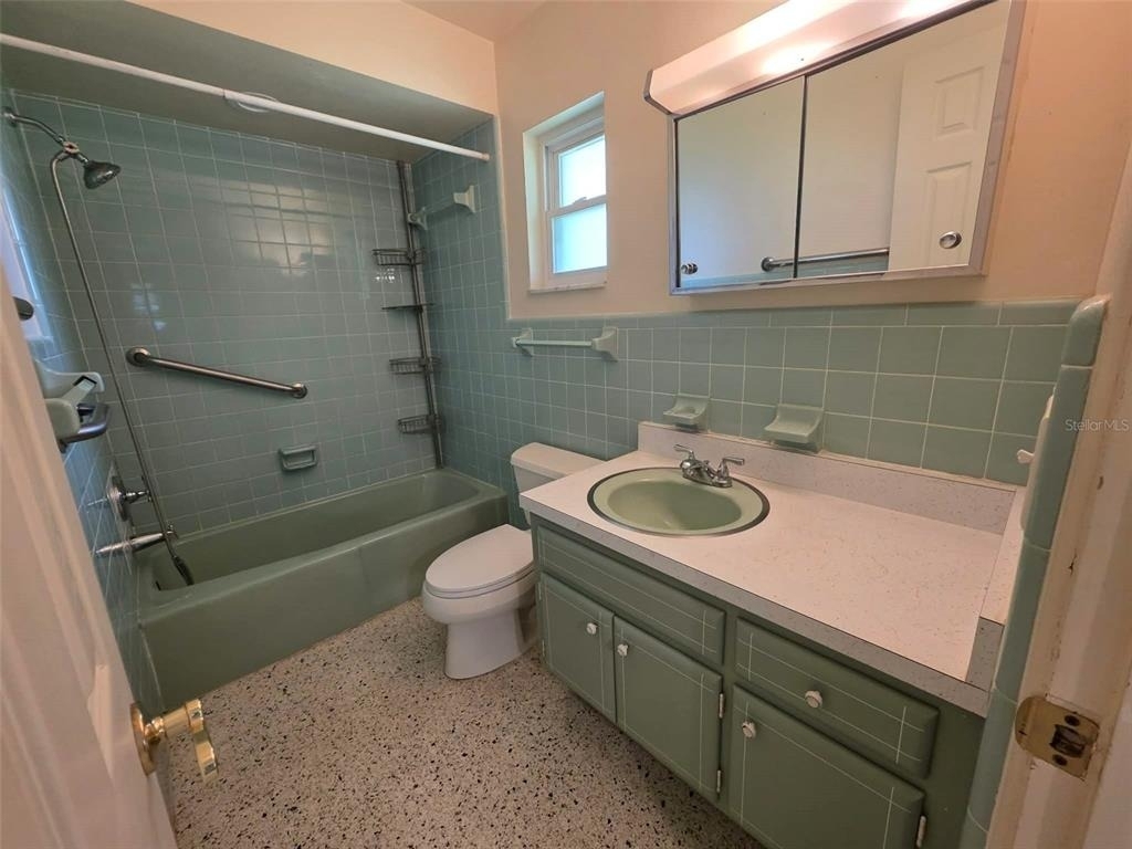 25601 Laylaine Drive - Photo 17