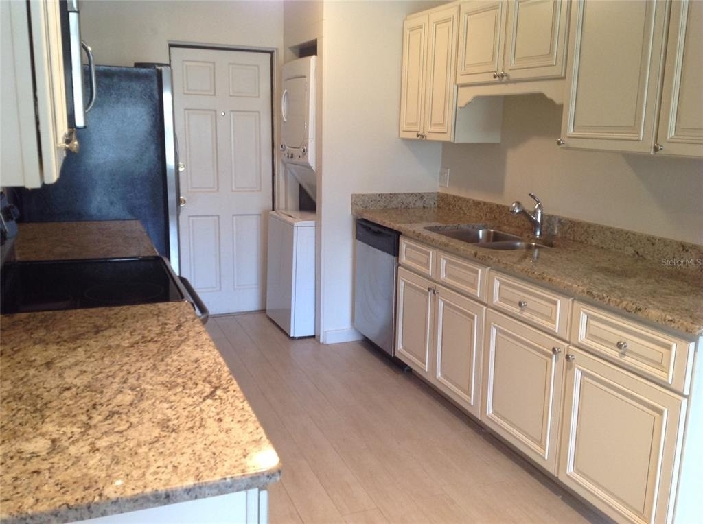 1816 6th Street - Photo 2