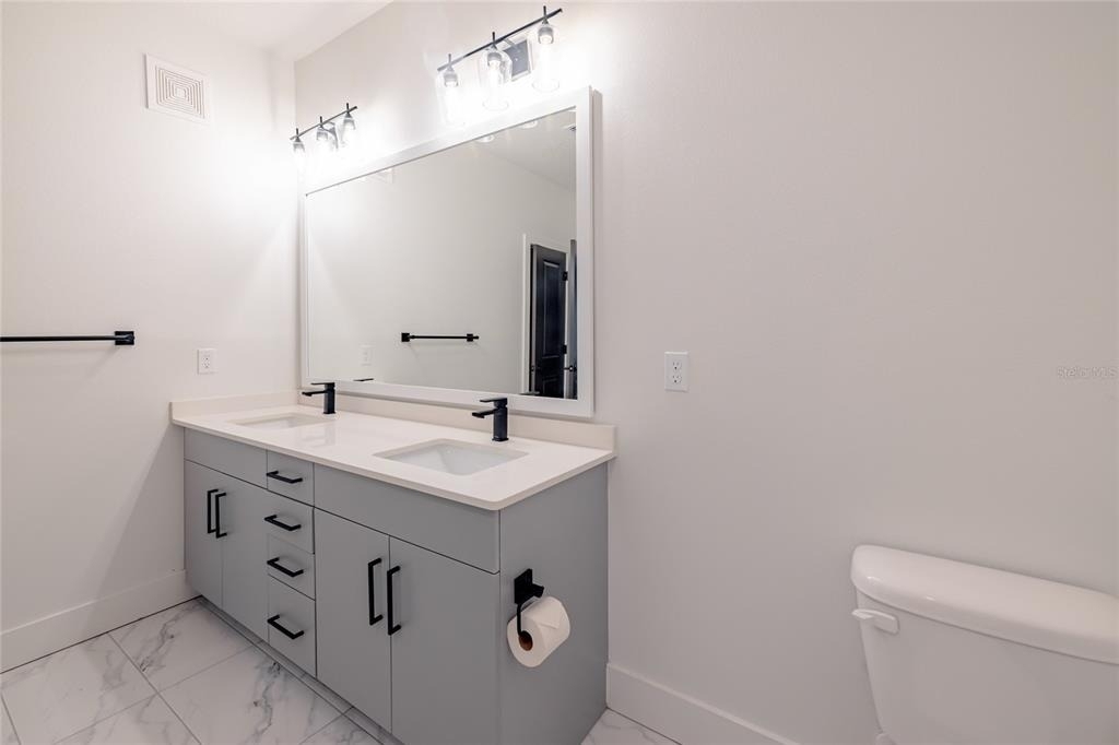 1420 Lakefront Drive - Photo 17