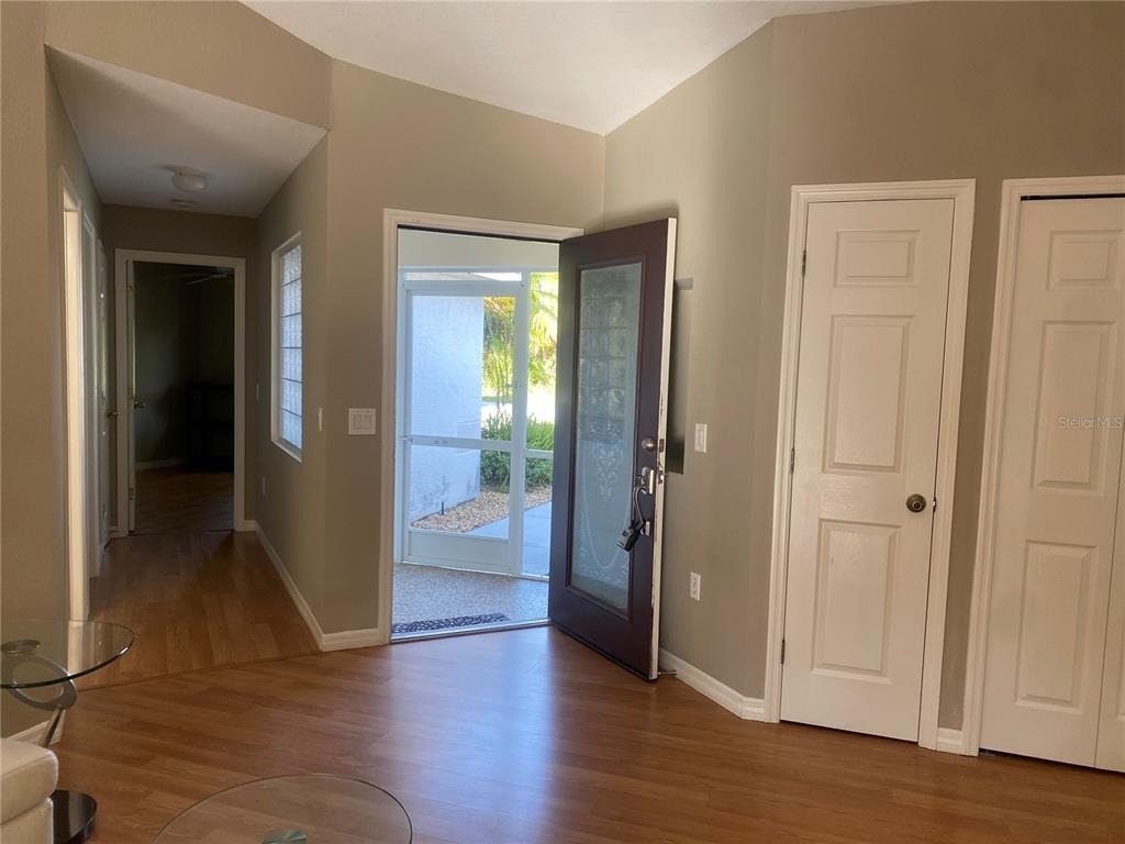 118 Byron Court - Photo 4